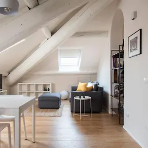  Apartamento Breathtaking Castle View Youhosty - Quintino Sella Italia